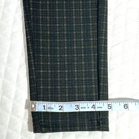American Original REWASH Brand Legging. Black, Brown & Gray Plaid. Size Medium - Picture 2 of 9